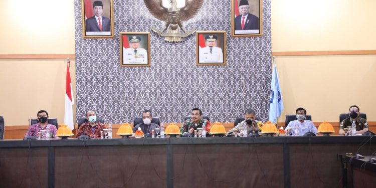 Pemkab Bantaeng Gelar Sosialisasi dan Edukasi Vaksinasi Covid-19
