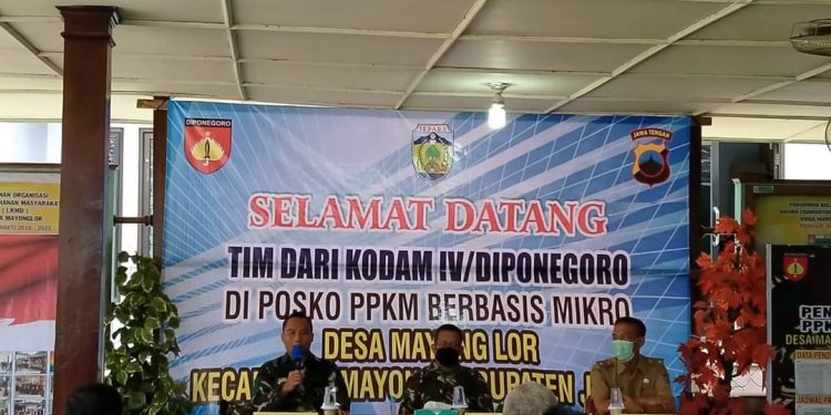 Kunjungan Tim Wasev Dari Kodam IV /Diponegoro di Posko PPKM di Desa Mayong Lor
