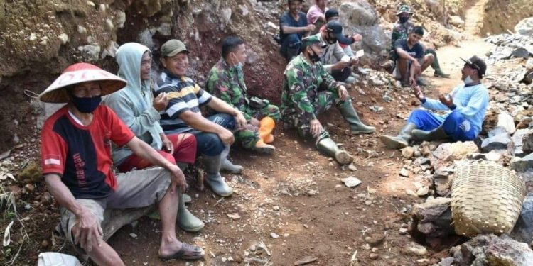 Kolaka Timur Bersatu dalam Kebersamaan Pencanangan Vaksisnasi Covid-19