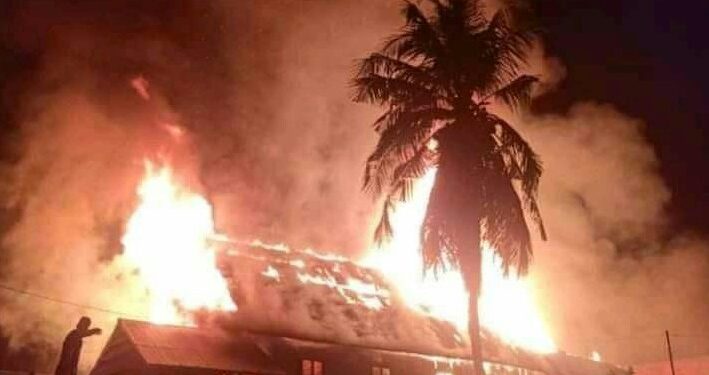 Bone Berduka, Bola Soba Habis Dilalap Sijago Merah