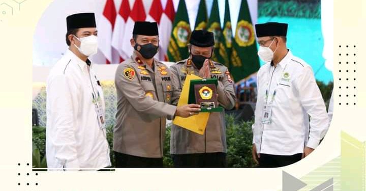 Kapolda Sumut Dampingi Kalemdiklat Polri dan Danjen Akademi TNI Tinjau Satlat Macan Latsitardanus XLI di Simalungun