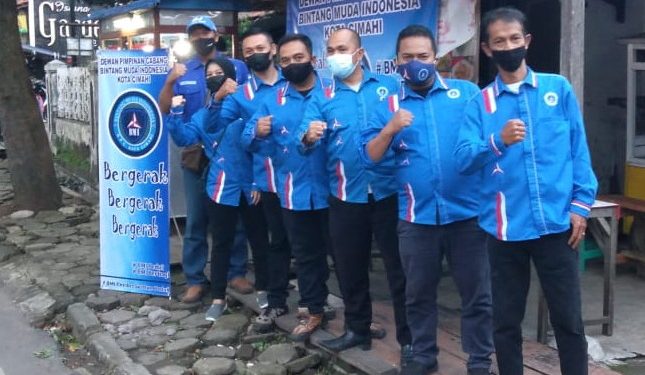 BMI Kota Cimahi Bagi-bagi Takjil Gratis