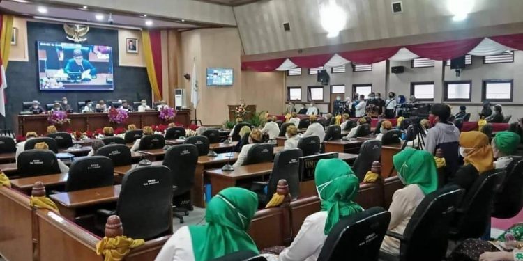 Danrem 062/Tn menghadiri Hari Ulang Tahun ke 443 Kabupaten Sumedang