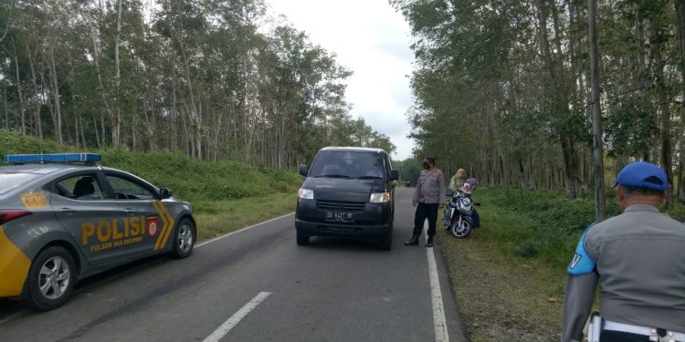 Antisipasi Balap Liar Jelang Buka Puasa, Kapolsek Bulukumpa Pimpin Patroli Mobile