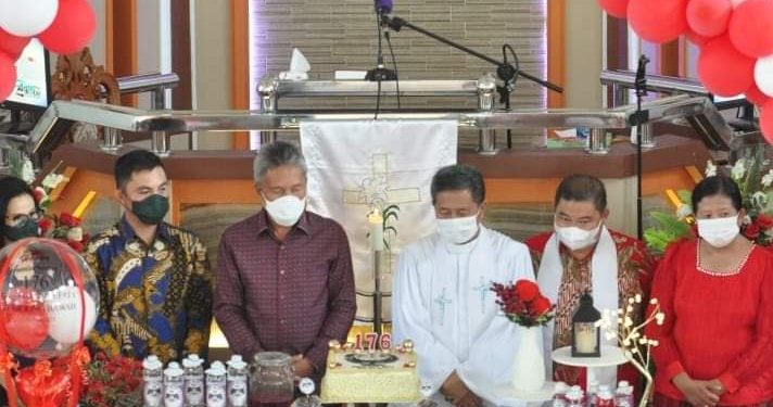 FDW PYR Hadiri HUT Ke – 176 Jemaat GMIM Efata Rumoong Bawah