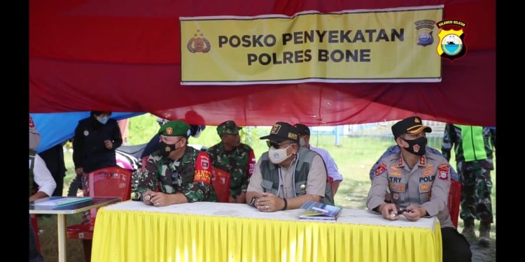 Menjelang Dimalam Takbiran Anggota TNI Berpakaian Preman di Keroyok Tukang Parkir