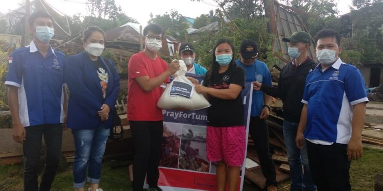 GAMKI MINSEL Salurkan Bantuan, Peduli Korban Bencana Puting Beliung Tumaluntung Raya