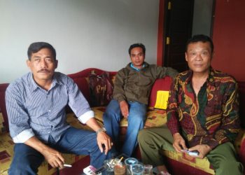 Henly Sunardi Ketua DPP YPTKIS bersama Dewan pembina harian YPTKIS.