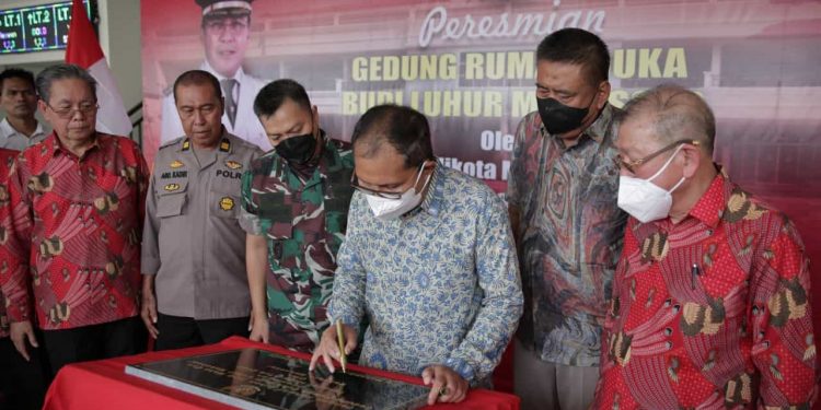 Wali Kota Danny Resmikan Rumah Duka Yayasan Budi Luhur Makassar
