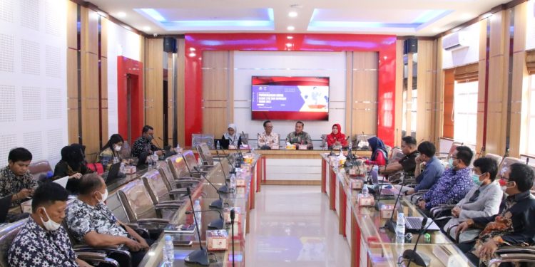 FH Unhas Tuan Rumah Workshop Klinik Etik dan Advokasi 2023