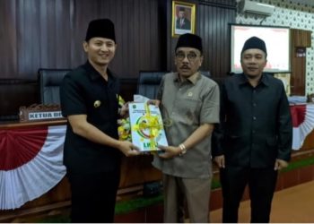 DPRD Trenggalek Gelar Paripurna Penyampaian LKPJ Bupati Tahun Anggaran 2022