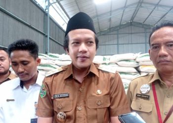Menjelang Hari Raya Idul Fitri 1444 H, Wabub Syah Natanegara Lakukan Pengecekan Stok Beras Bulog.
