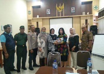 Bayi Rayyandra Ataurrahman DI Serahkan Kepada Negara