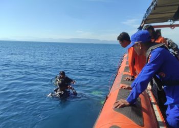Tragis, 5 Wisatawan Terseret Ombak, 3 Orang Masih Dalam Pencarian.