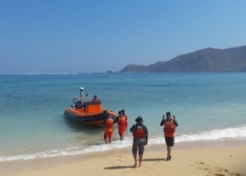 Nelayan Asal Sumbawa Barat Hilang Saat Berlayar, Perahunya Ditemukan di Perairan Lombok Tengah.
