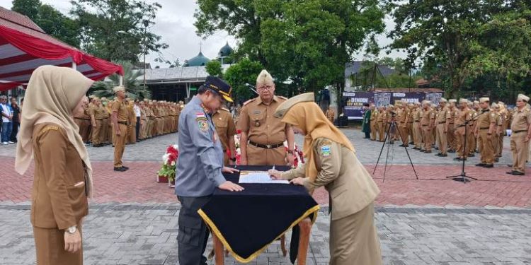 Rudy Gunawan Tinggalkan Jabatan Bupati Garut Dengan Pesan Emosional