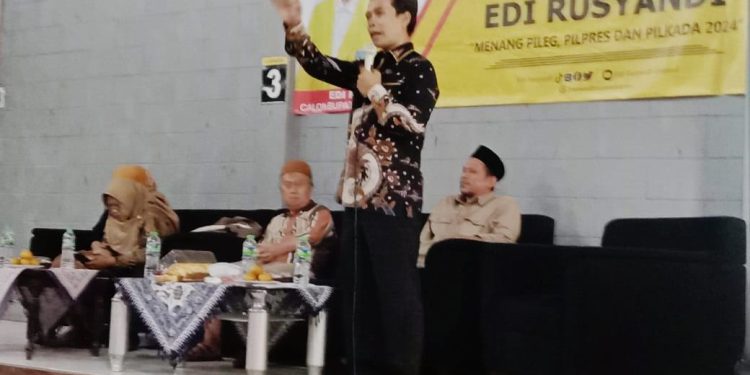 EDY RUSYANDI : sebut kontestasi politik bukan hanya ajang bagi bagi sembako. Tetapi begini kata dia .