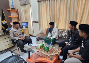 DPN PERADMI Gelar Pelantikan Puluhan Calon Advokat PERADMI Angkatan 11 di Makassar
