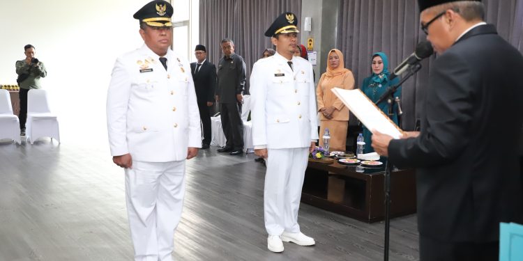 Arsan Latif : “Camat Itu Jangan Terlalu Banyak Menghabiskan Waktu Dirumah dan Diruangan Banyakin di Lapangan”