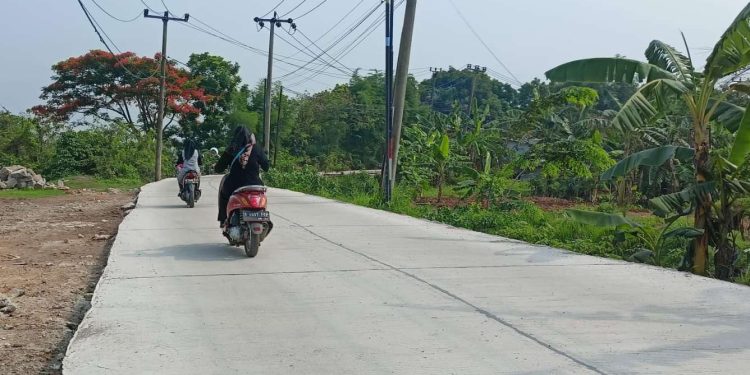 Dirampungkan Tahun Ini, Jalan Alternatif Cibenda-Jalan Irigasi Tegalpanjang Hampir 100 Persen Mulus