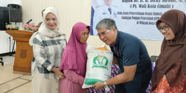 37.078 KPM Kota Cimahi Terima Bantuan Beras Cadangan Pangan Pemerintah