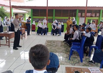 Satlantas Polres Bantaeng Sosialisasi UU No 22 Tahun 2009 ke Sekolah