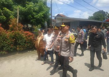 Di Kabupaten Bone, Pj. Bupati Bantaeng Salurkan Hak Pilihnya