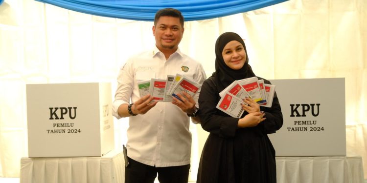 Di Kabupaten Bone, Pj. Bupati Bantaeng Salurkan Hak Pilihnya