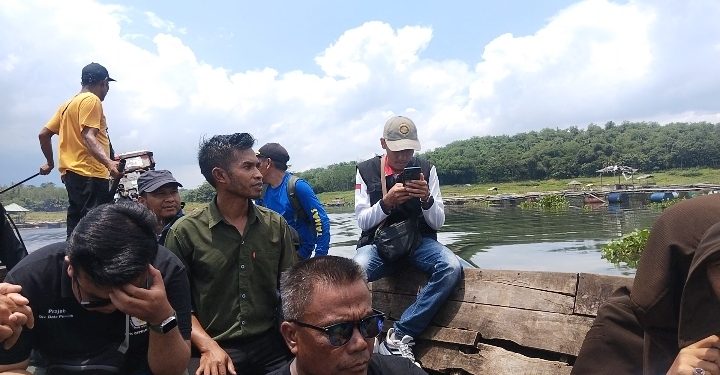 Perjuangan Demokrasi di Kampung Cijuhung: Tantangan Akses dan Tingginya Partisipasi Pemilih