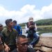 Perjuangan Demokrasi di Kampung Cijuhung: Tantangan Akses dan Tingginya Partisipasi Pemilih