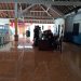 Antusias masyarakat dalam penerimaan bansos beras