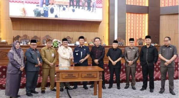 Pj. Bupati Empat Lawang Melaksanakan Gerakan Penanam Cabai