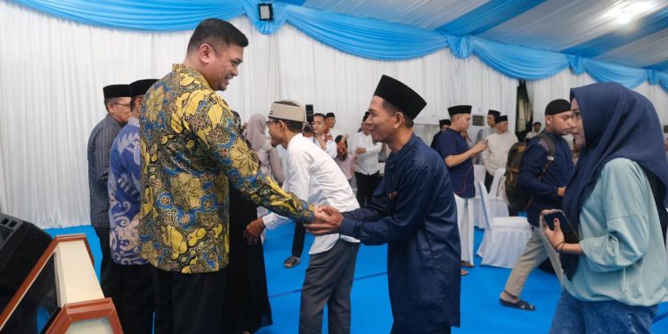 Dihadiri Ribuan Tokoh dan Masyarakat dari Enam Kecamatan Saat Open House Idul Fitri Pemkab Gowa
