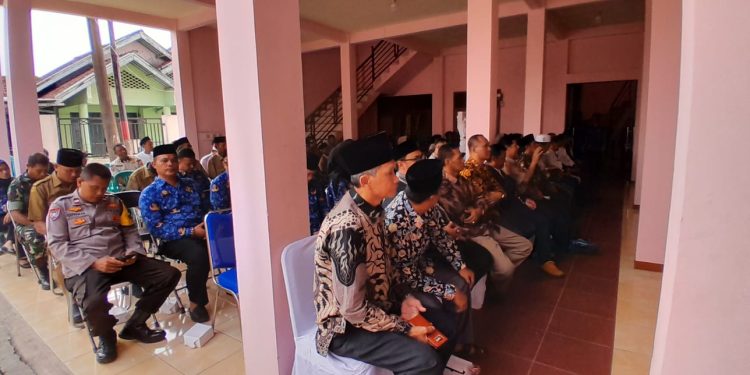Pj Bupati Bekasi Dani Ramdani Gelar Halal Bi Halal Di Hari Raya Idul fitri Bertempat Di Desa Sukamahi Cikarang Pusat
