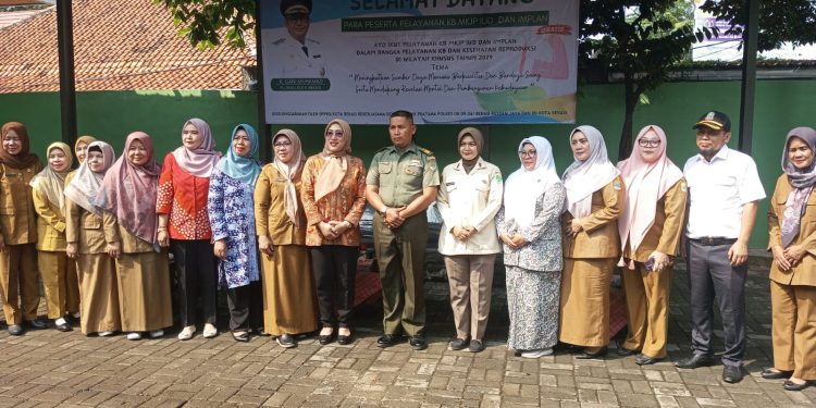 PJ. TP PKK Secara Resmi Membuka Layanan KB Dan Kesehatan Reproduksi Di Wilayah Khusus Tahun 2024