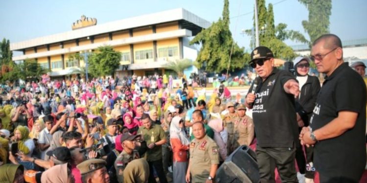 Gubernur Arinal Djunaidi Senam Lampung Berjaya Bersama Masyarakat Lampung utara