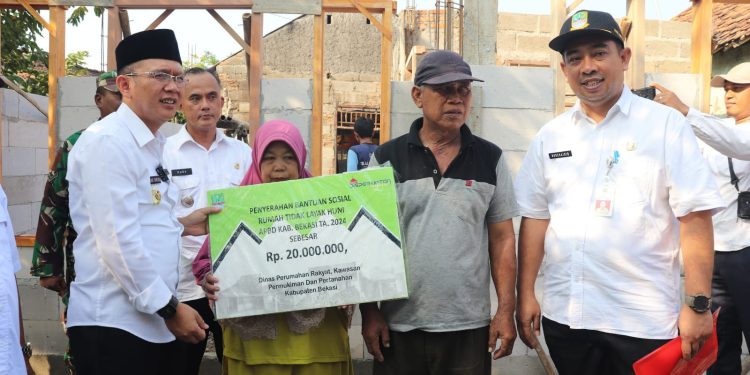Tinjau Rutilahu di Babelan, Dani Ramdan: Program Rutilahu Tuntaskan Miskin Ekstrim dan Stunting