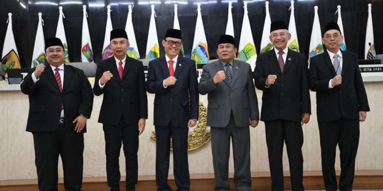 DPRD Jabar Serahkan LHP BPK RI atas Laporan Keuangan Pemdaprov Jabar Tahun Anggaran 2023