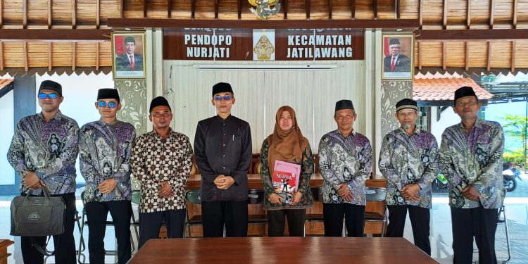 Pengurus LDII Jatilawang Silaturrahim dengan Tokoh-tokoh Sekitar