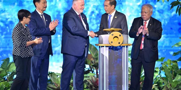 Pj. Bupati Garut Hadiri Forum Air Dunia ke-10 di Bali