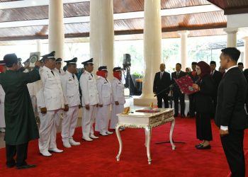 Kukuhkan 136 Kuwu, Bupati Nina: Jaga Kondusivitas Agar Investor Bisa Masuk ke Indramayu