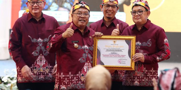 Tutup Puncak Peringatan BBGRM XXI-HKG PKK ke-52 Pj Gubernur Adhy Ajak Integrasikan ‘IKI’ dalam Semangat Gotong Royong