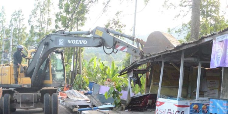 Pemdakab Bogor Beri Jaminan Keamanan dan Kenyamanan Usaha di Rest Area Gunung Mas