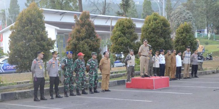 Pj. Bupati Bogor Bebaskan Biaya Retribusi Selama Enam Bulan Bagi Pedagang Rest Area Puncak