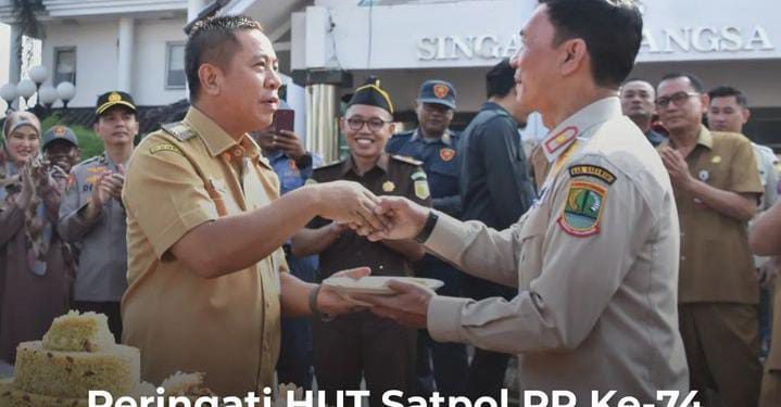 Peringati HUT Satpol PP Ke-74 dan Satlinmas Ke-62, Bupati Karawang: Mereka Adalah Garda Terdepan Kita