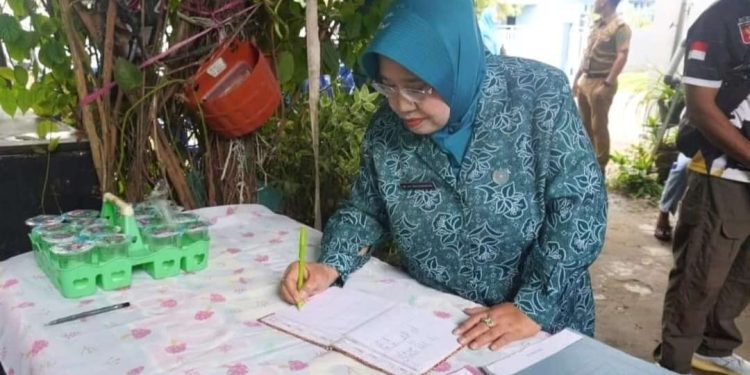 Ketua TP Nunukan PKK Hj. Sri Kustarwati, menghadiri acara Penilaian Kinerja Pemerintah Kabupaten/Kota
