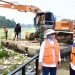 Bey Machmudin Cek Citarum Jembatan Babakan Sapaan yang Penuh Sampah