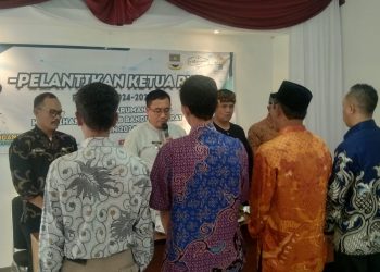 Pelantikan terkini dan terbaru ketua 5.RW desa Pataruman dihadiri camat Cihampelas