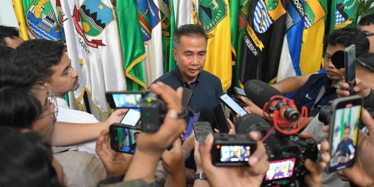 Bey Machmudin Pastikan Website PPDB Normal