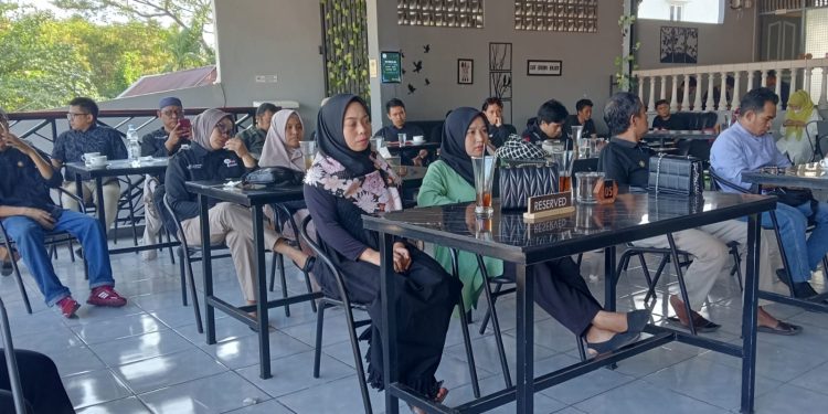 Panwascam Bantaeng Pacu Kapasitas Pengawas Kelurahan dan Desa